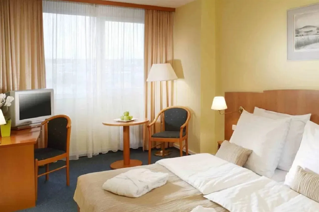 Orea Hotel Pyramida Praha  Прага