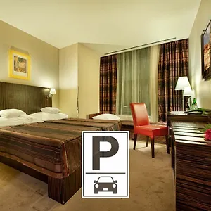 4* Отель Ea Crystal Palace