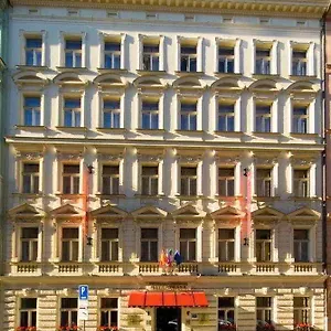 4* Отель Mala Strana