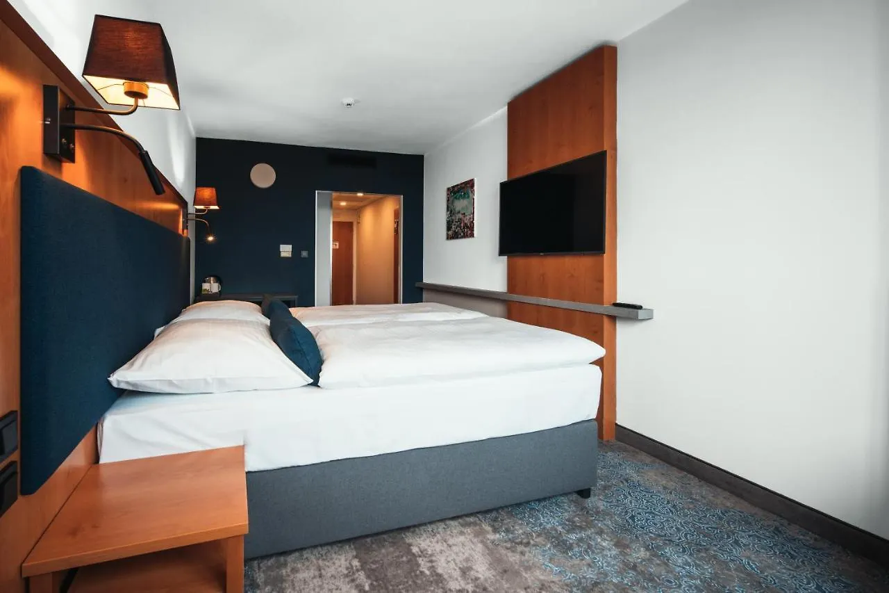 ****  Orea Hotel Pyramida Praha Czech Republic