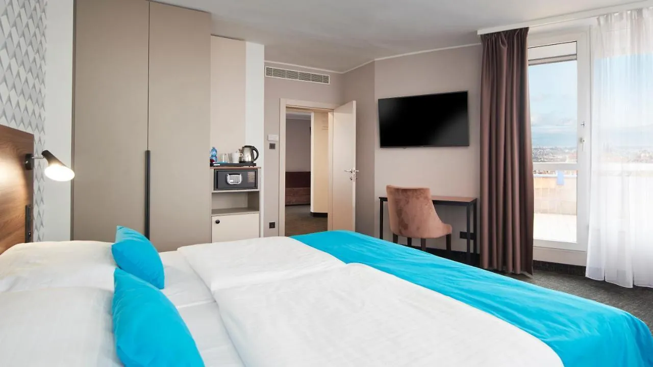 Orea Hotel Pyramida Praha  Prague