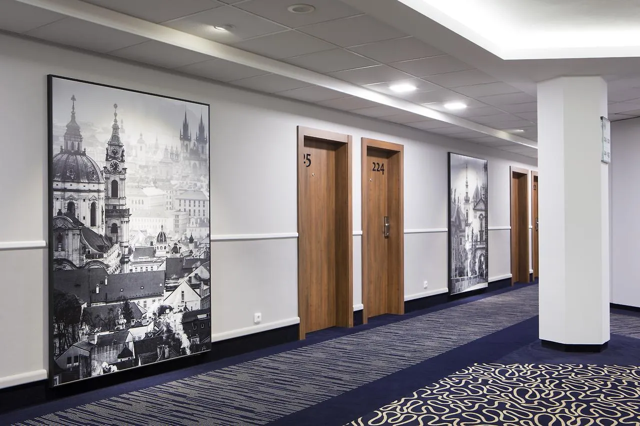 Orea Hotel Pyramida Praha  Πράγα